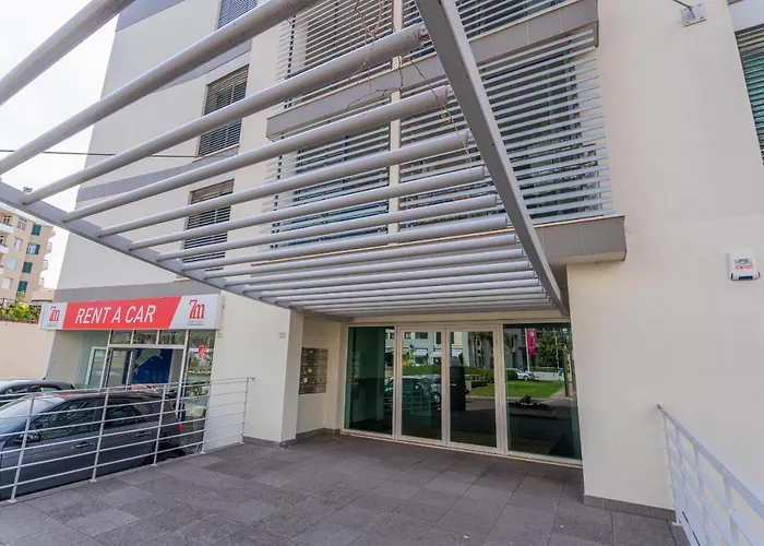 Pet friendly Flh Funchal Balcony Apartment With Sea View