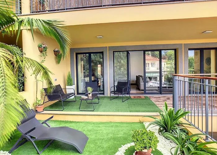 Pet friendly Samya Apartment By Lovelystay Funchal 
