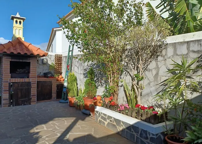 Pousadas com piscina privada em Funchal (Madeira)