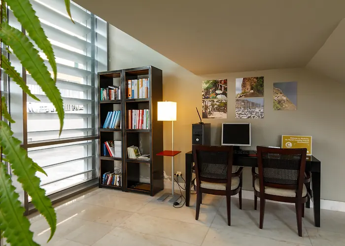 Funchal (Madeira) Hotels