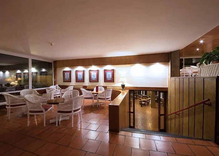 Hotels nahe Flughafen Flughafen Madeira – Cristiano Ronaldo Airport (FNC), Funchal (Madeira)