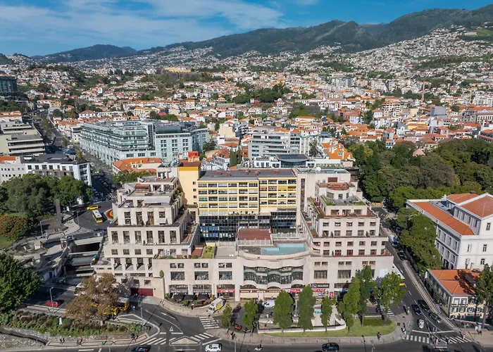 Pet friendly Avenida Arriaga 405 Apartment Funchal 