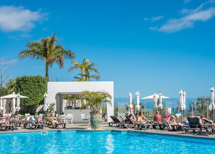 Luxury Hotels in Funchal (Madeira)