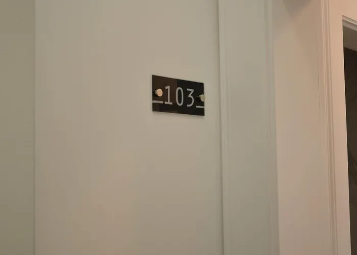 Pet friendly Edificio Charles 103 Apartment Funchal 
