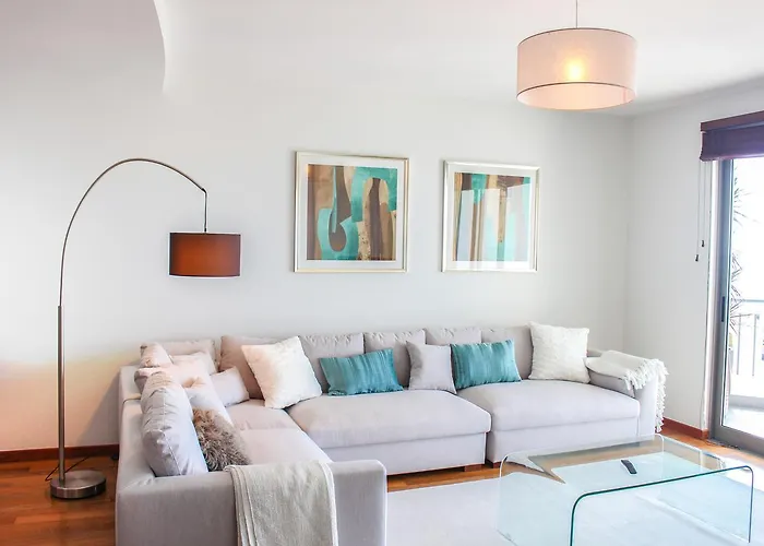 Pet friendly The Seaside Apartment Funchal 