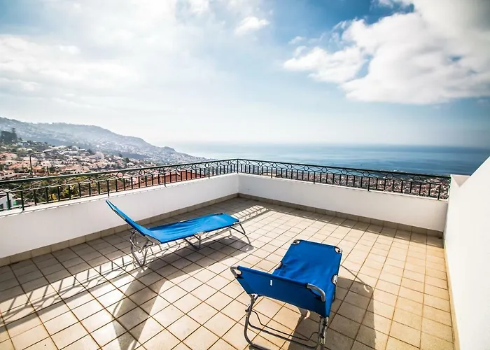 Holiday Cottages in Funchal (Madeira)